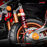 SHOWA โช้คอัพหลัง รุ่น YAMAHA XMAX 300 - Image 2