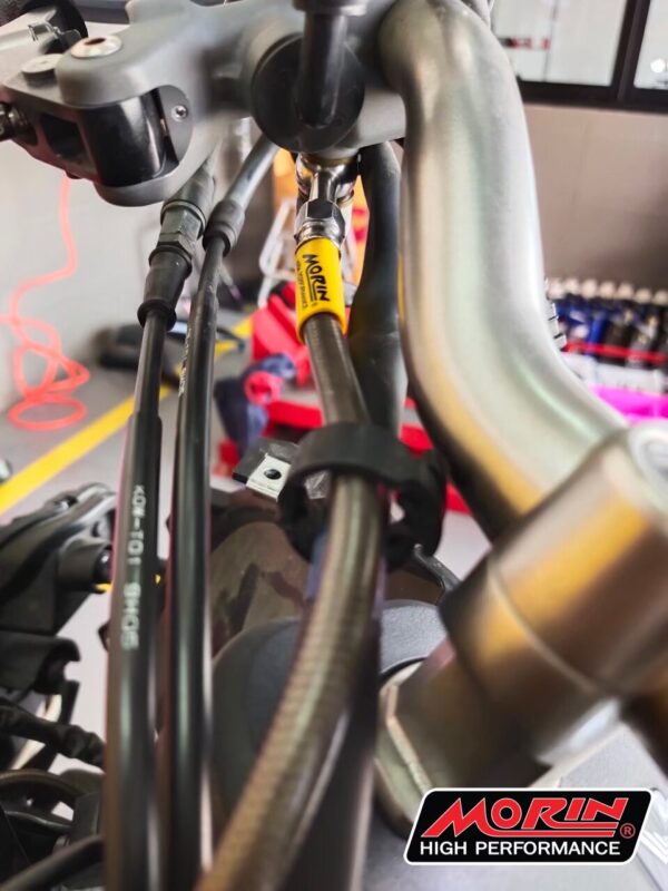 LINE_ALBUM_ใส่สติ๊กเกอร์แล้ว😁_230114_4